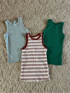 Maurices 24/7 Bundle Tank
Tops, size S (striped), M (solid)